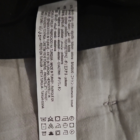 Zara Black Skorts with Gold Buttons - Picture 7 of 7